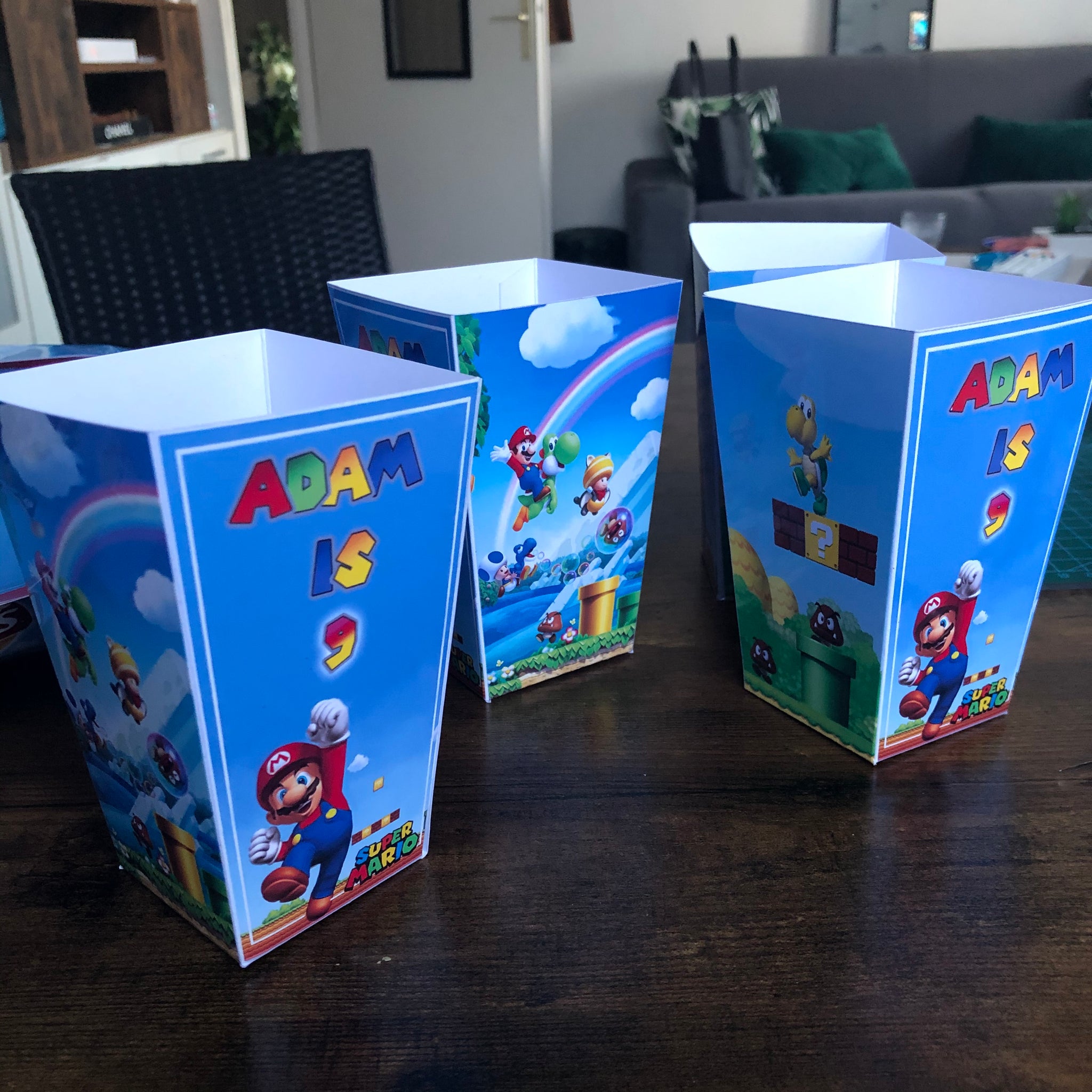 Boîte à monnaie Super Mario personnalisée, tirelire en céramique pour  enfants avec nom, décoration de chambre / chambre à coucher / chambre de  bébé, boîte dargent, économies -  France